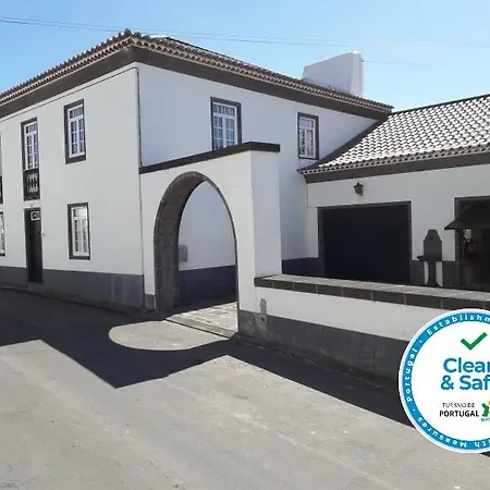 Casa Dos Arcos *
